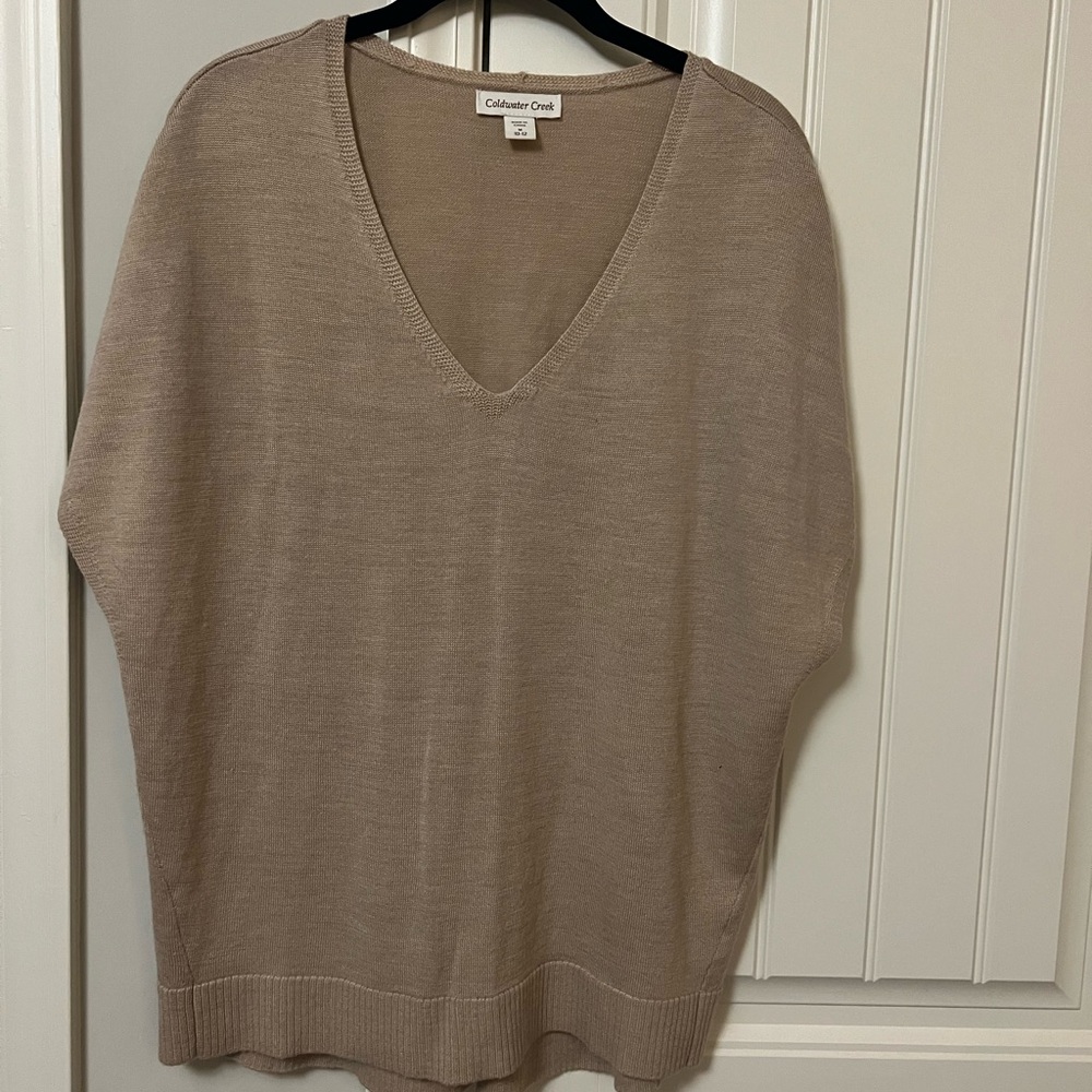 Coldwater Creek Women's V-Neck Sweater vest in Tan size Med 10-12.